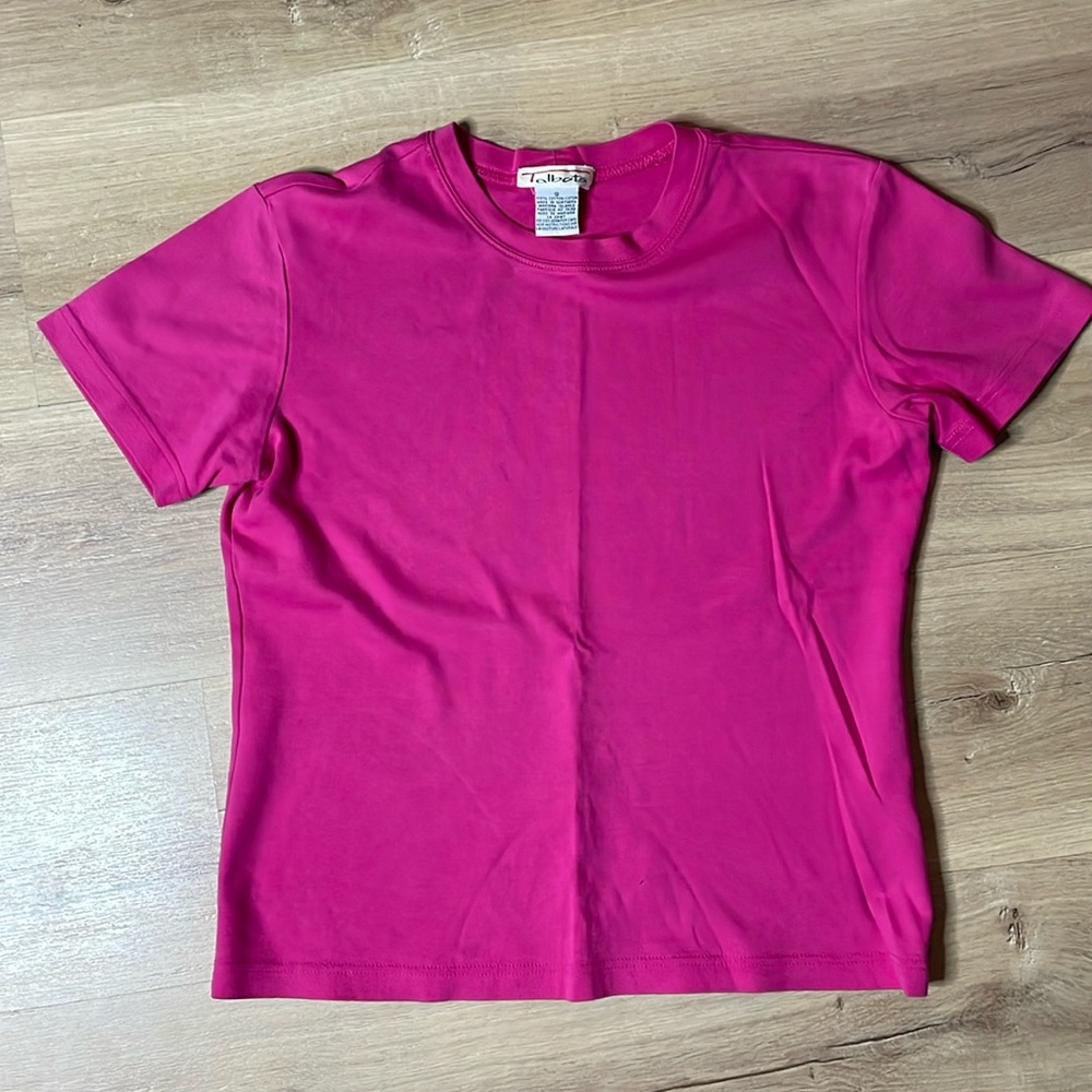 Vintage Talbots Pink T-Shirt. Size Small. Good used condition!